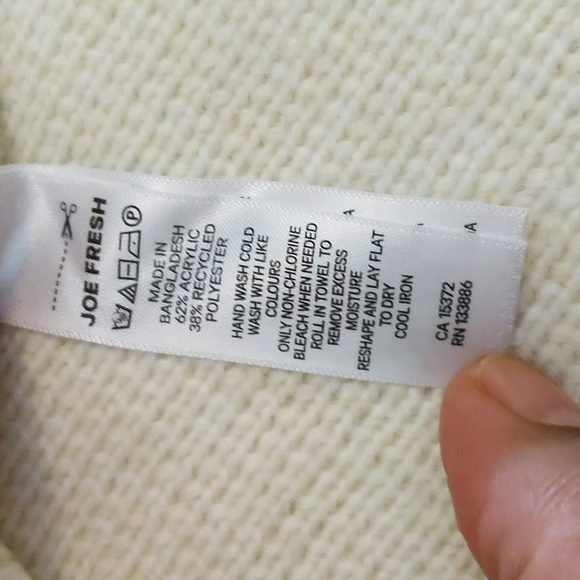 Joe Fresh|NWT White Crew Neck Sweater Acrylic Blend With Some Recycled Materials - Picture 11 of 14